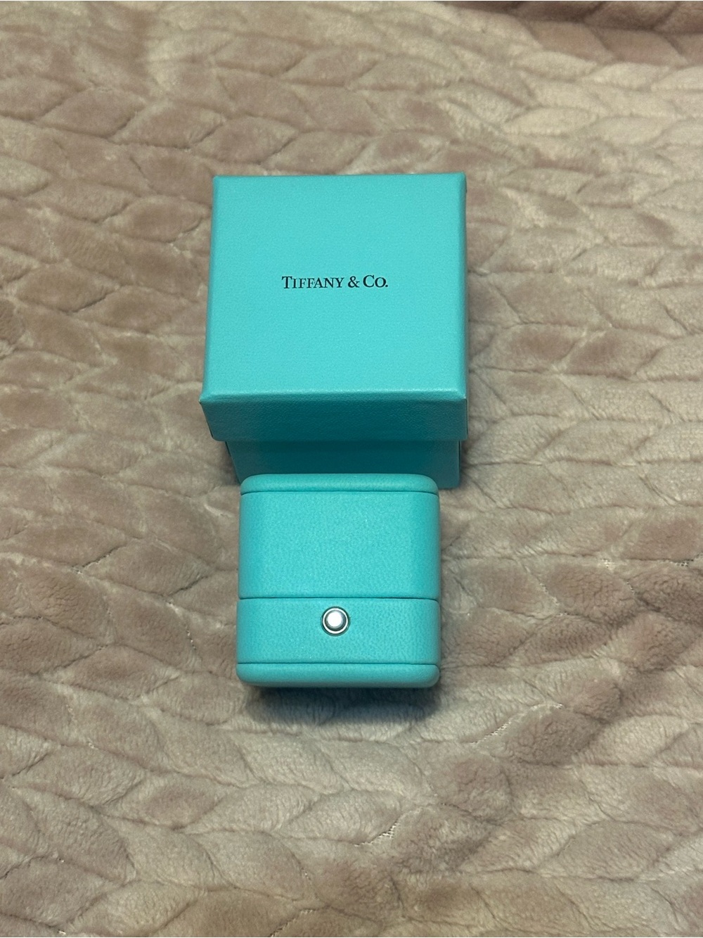 Tiffany & Co. Robin's Egg Blue Jewelry ring box and Blue box Set